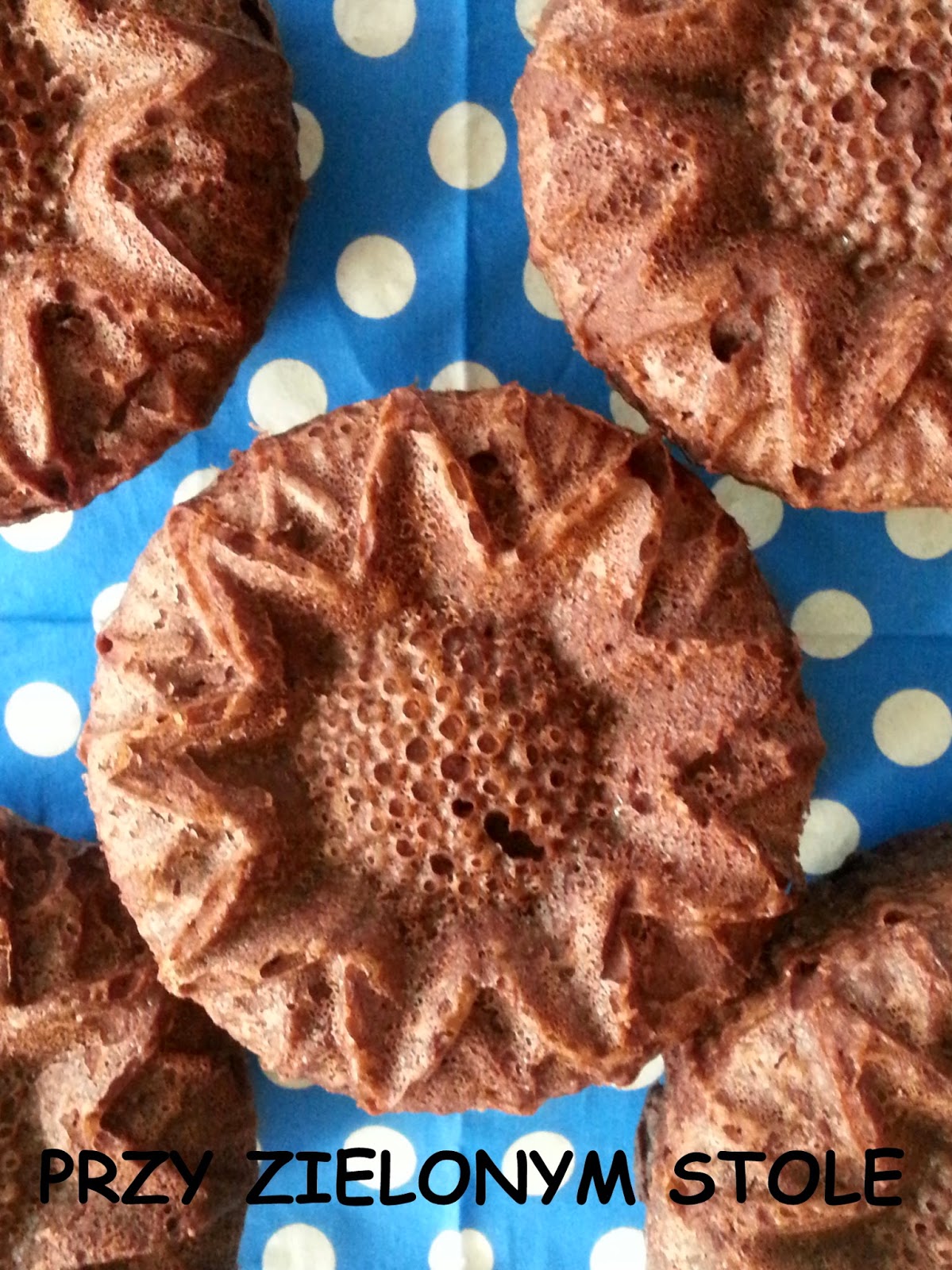 Muffinki z czerwonej fasoli